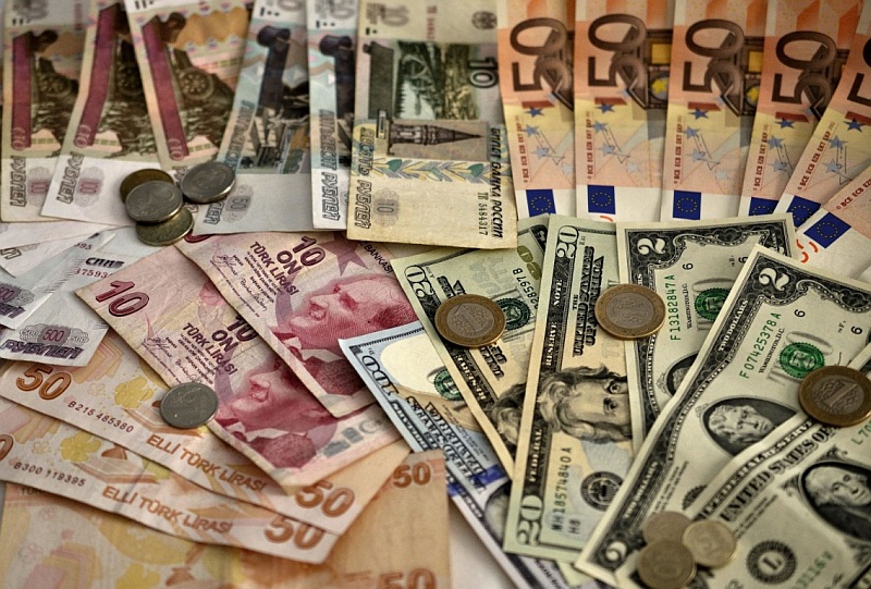 Photo: Rubles, euros, liras and dollars
